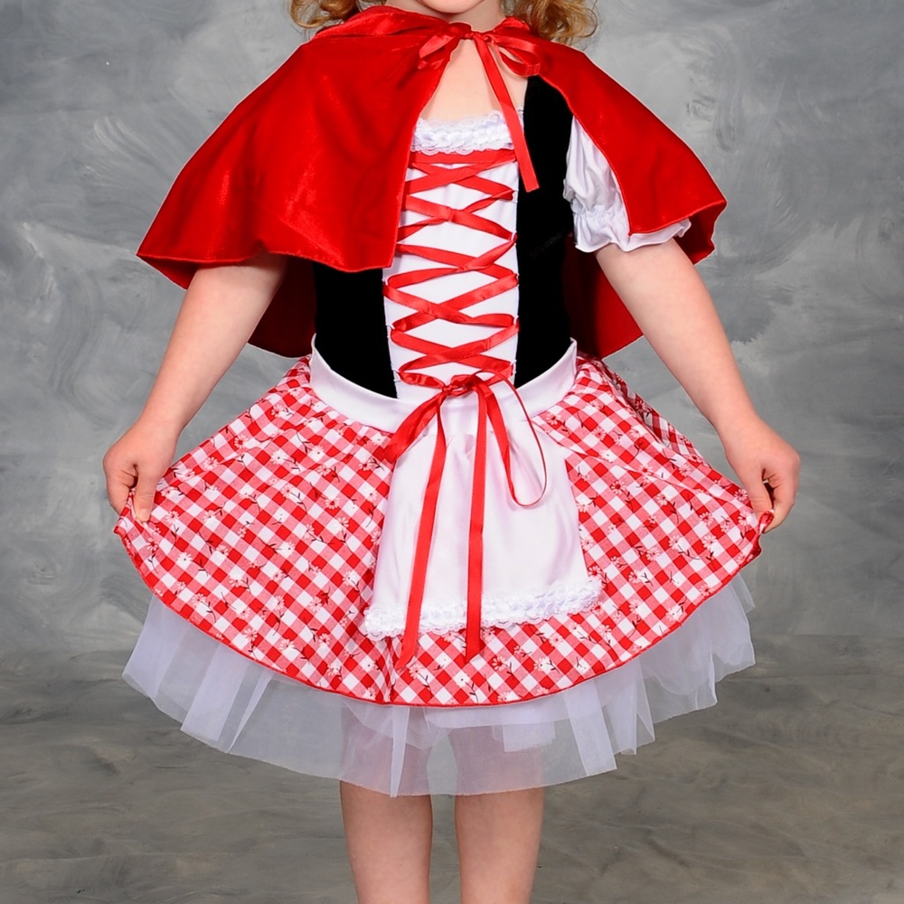 Little red riding hood costume. Size small (3-4T)